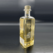 Laden Sie das Bild in den Galerie-Viewer, Obstbrand aus dem Eichenfass in individuell gestalteter Flasche